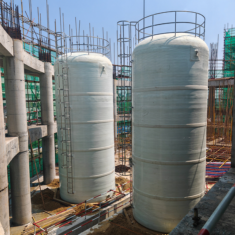 Réservoir de stockage de produits chimiques FRP